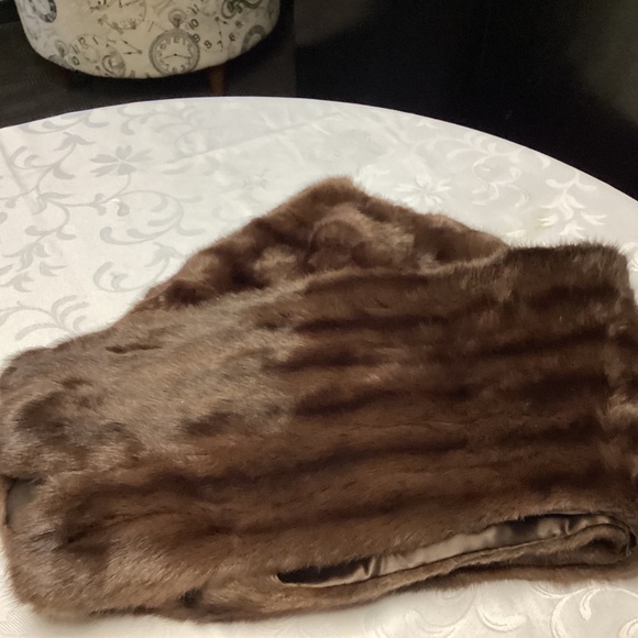 Vintage Elegant Brown Genuine Mink Stole RARE STUNNING. VINTAGE - Picture 5 of 8